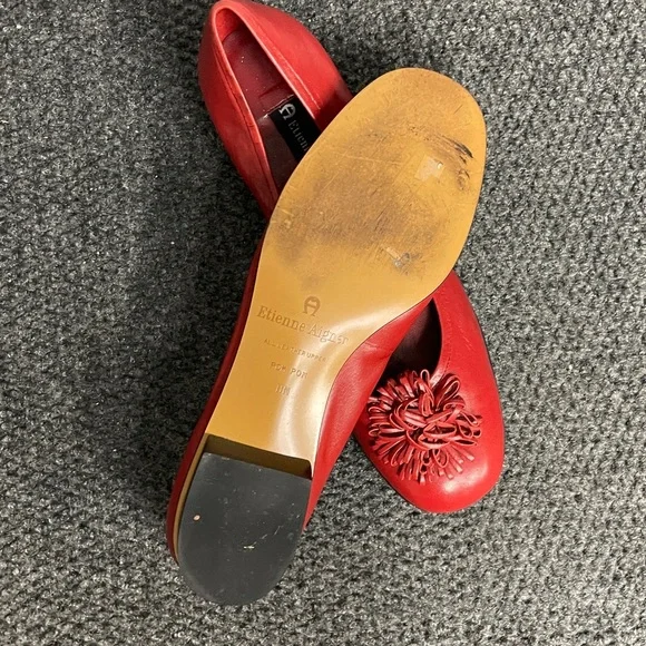 Red Etienne Aigner Pom Pom Ballet Flats womens size 11 leather - Picture 4 of 4